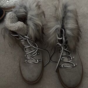 Nine West Gray Faux Fur Lace-Up Winter Boots